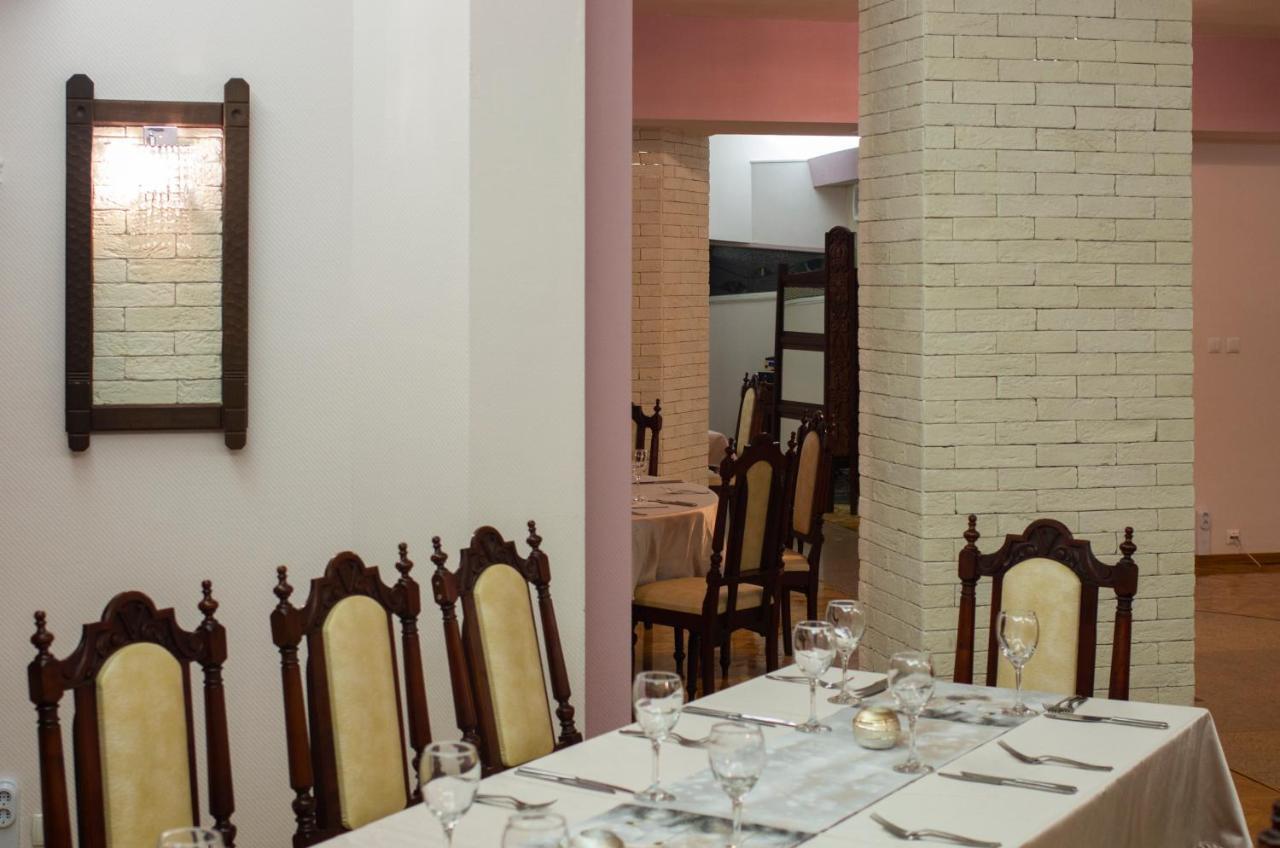 דימיטרובגרד Hotel Slaviani מראה חיצוני תמונה
